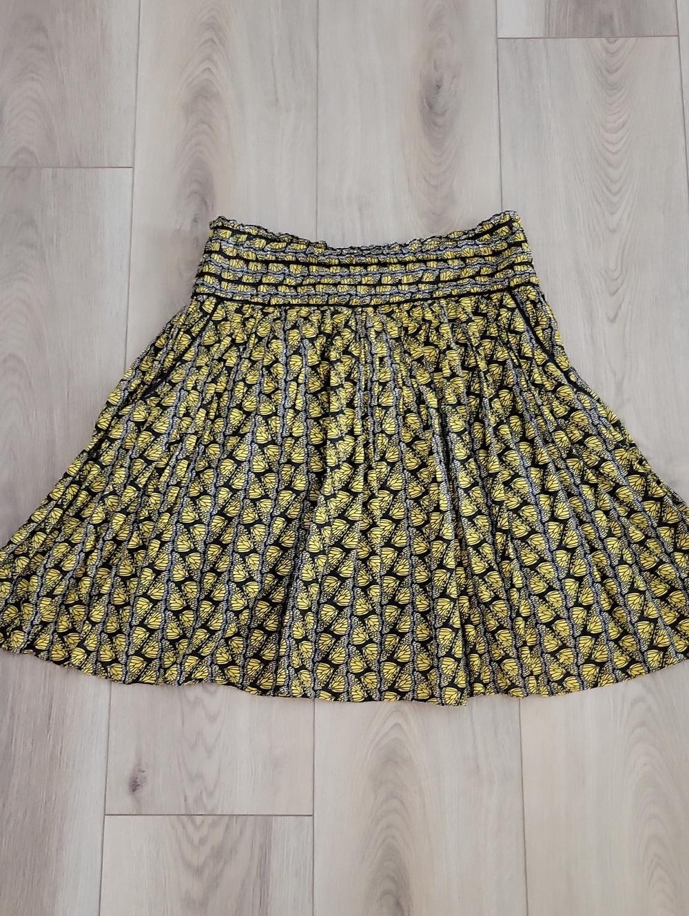 lilt Yellow and Black Patterned Midi Skirt